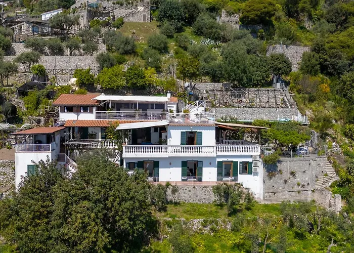 Gioiello Амальфі